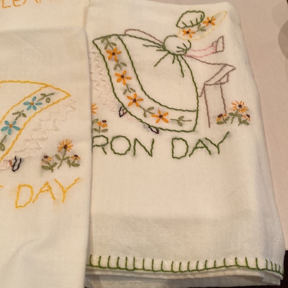 Vintage tea towels days of the week bake iron cleaning market gardening … - Picture 15 of 15